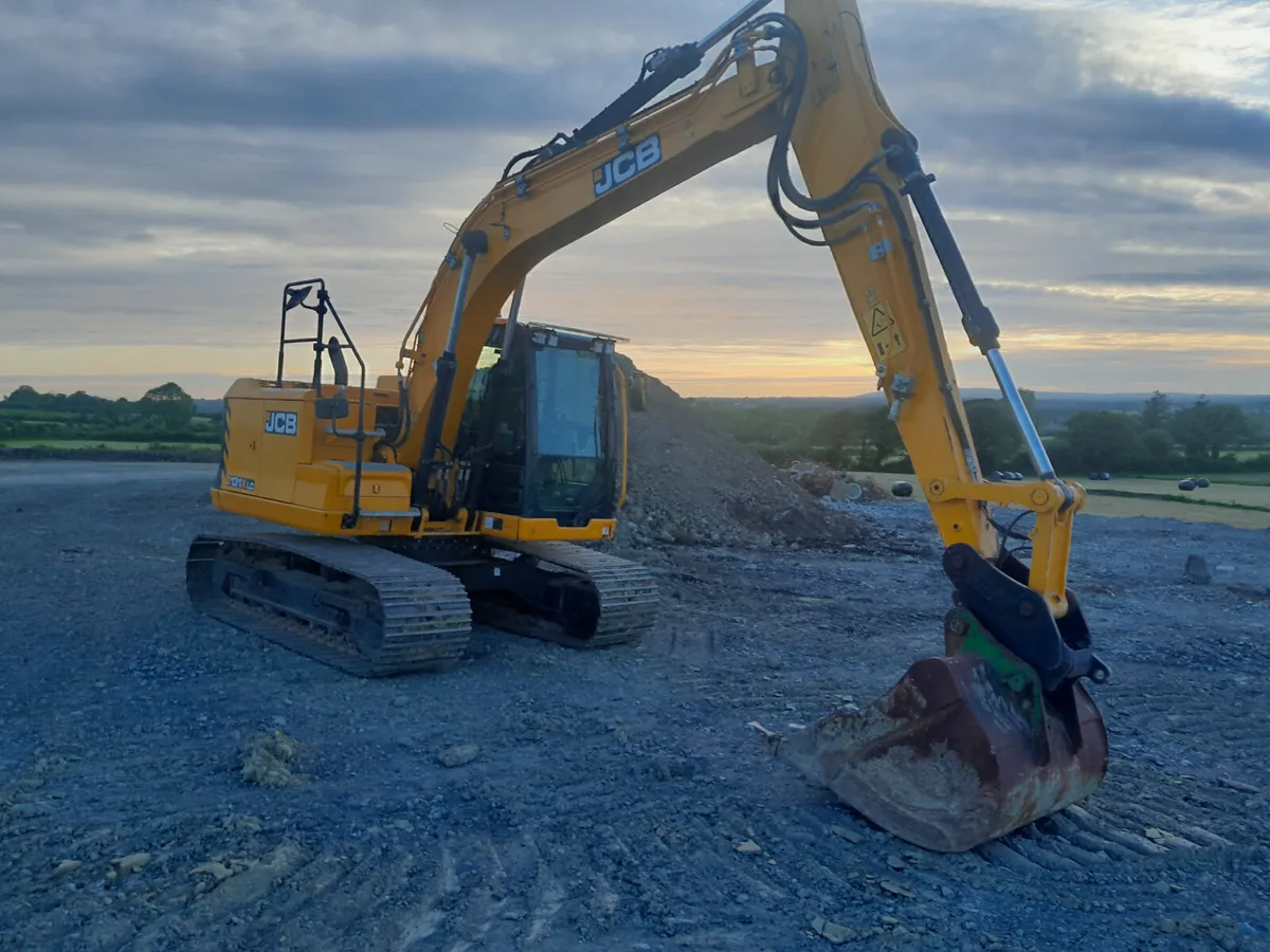 JCB  131X  2019(17971) - Image 1