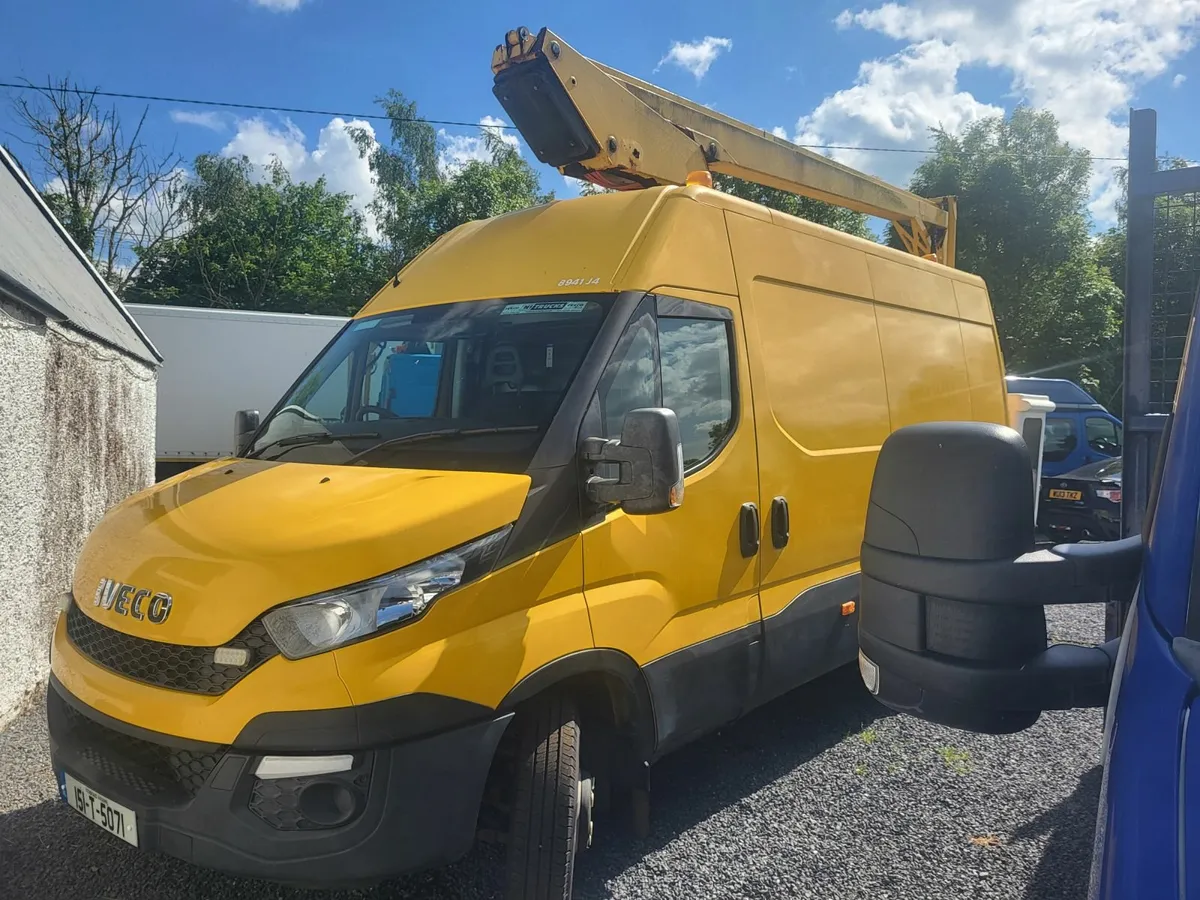 IVECO DAILY CHEERY PICKER 2015. €10750 - Image 2