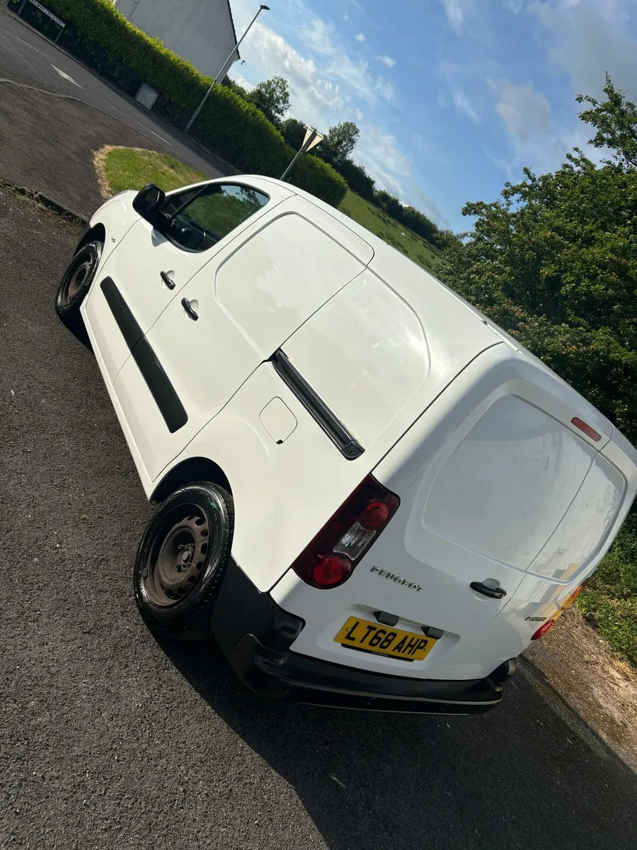 Berlingo/partners breaking - Image 2