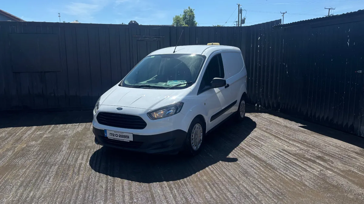 2017 Ford Transit Courier - Image 1