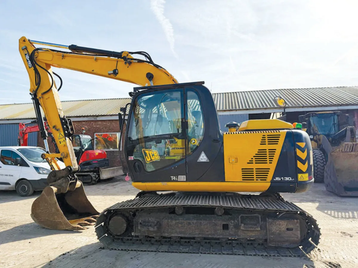 2010 JCB 13 Ton JS130 - Image 1