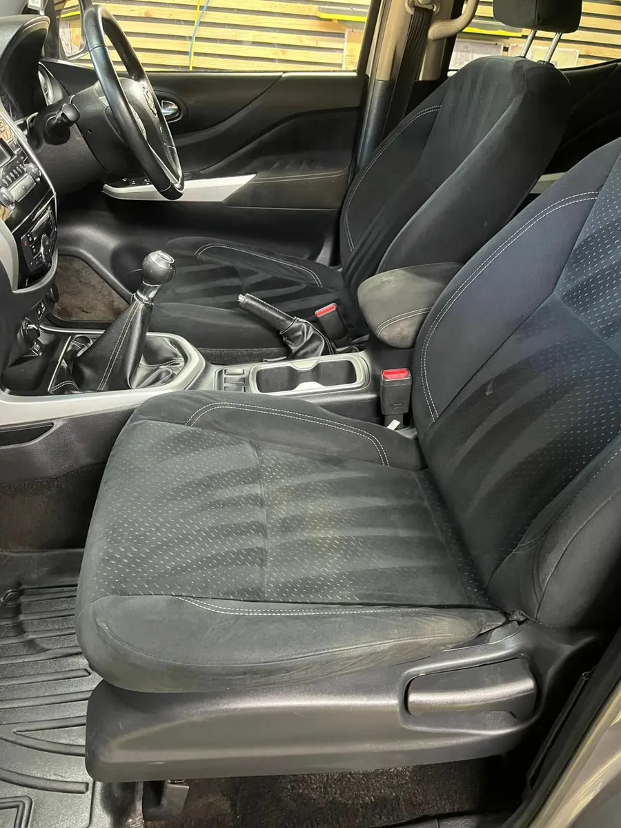 Nissan Navara 2016 - Image 2