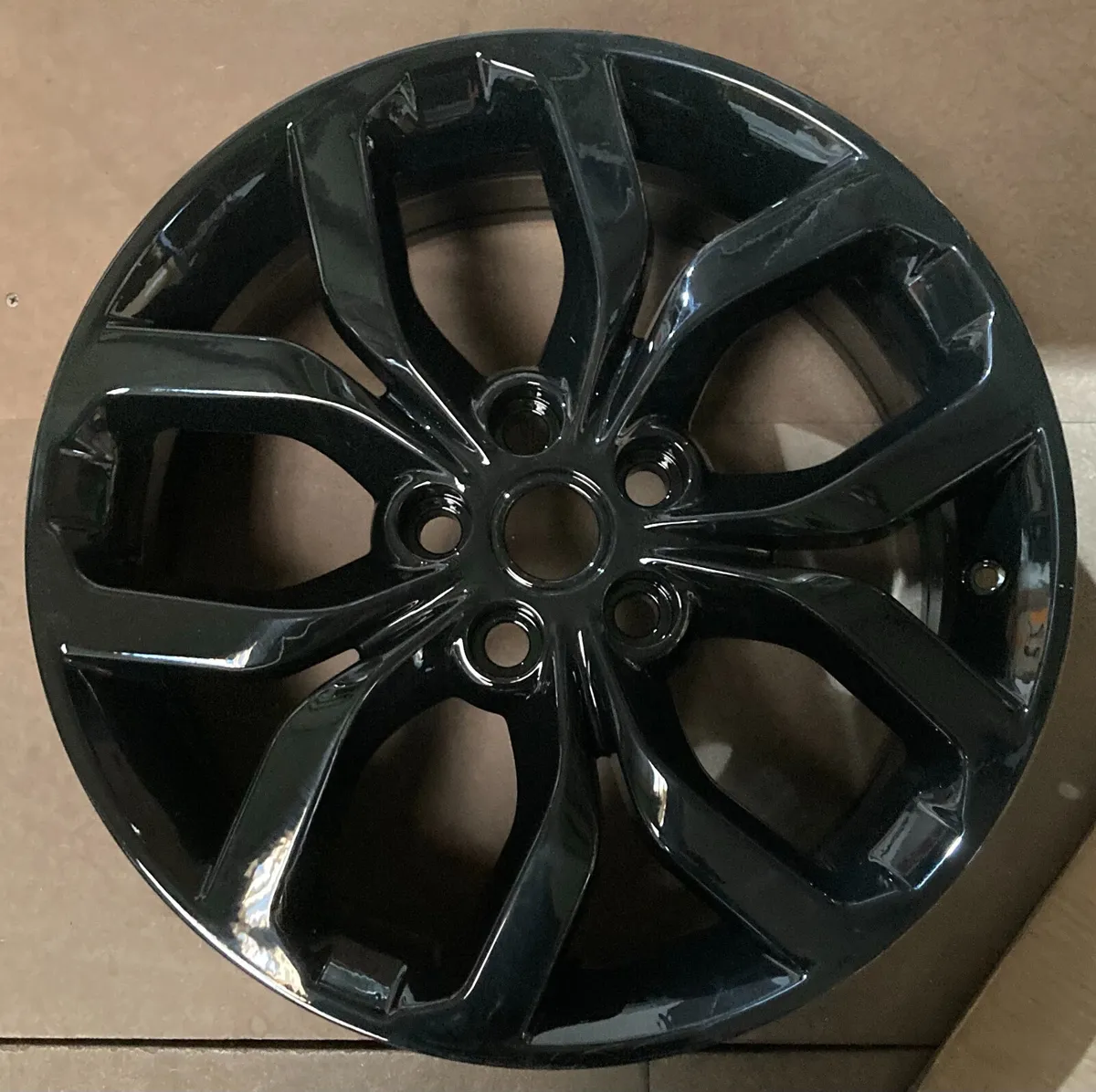 Land Rover 19" black  Alloy wheels