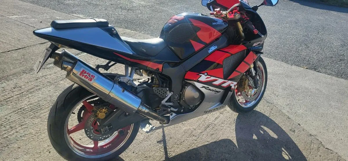 HONDA VTR SP2 - Image 2