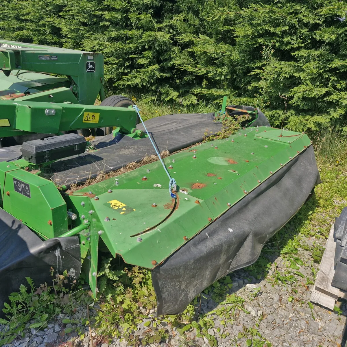 John Deere 331 Mower - Image 2