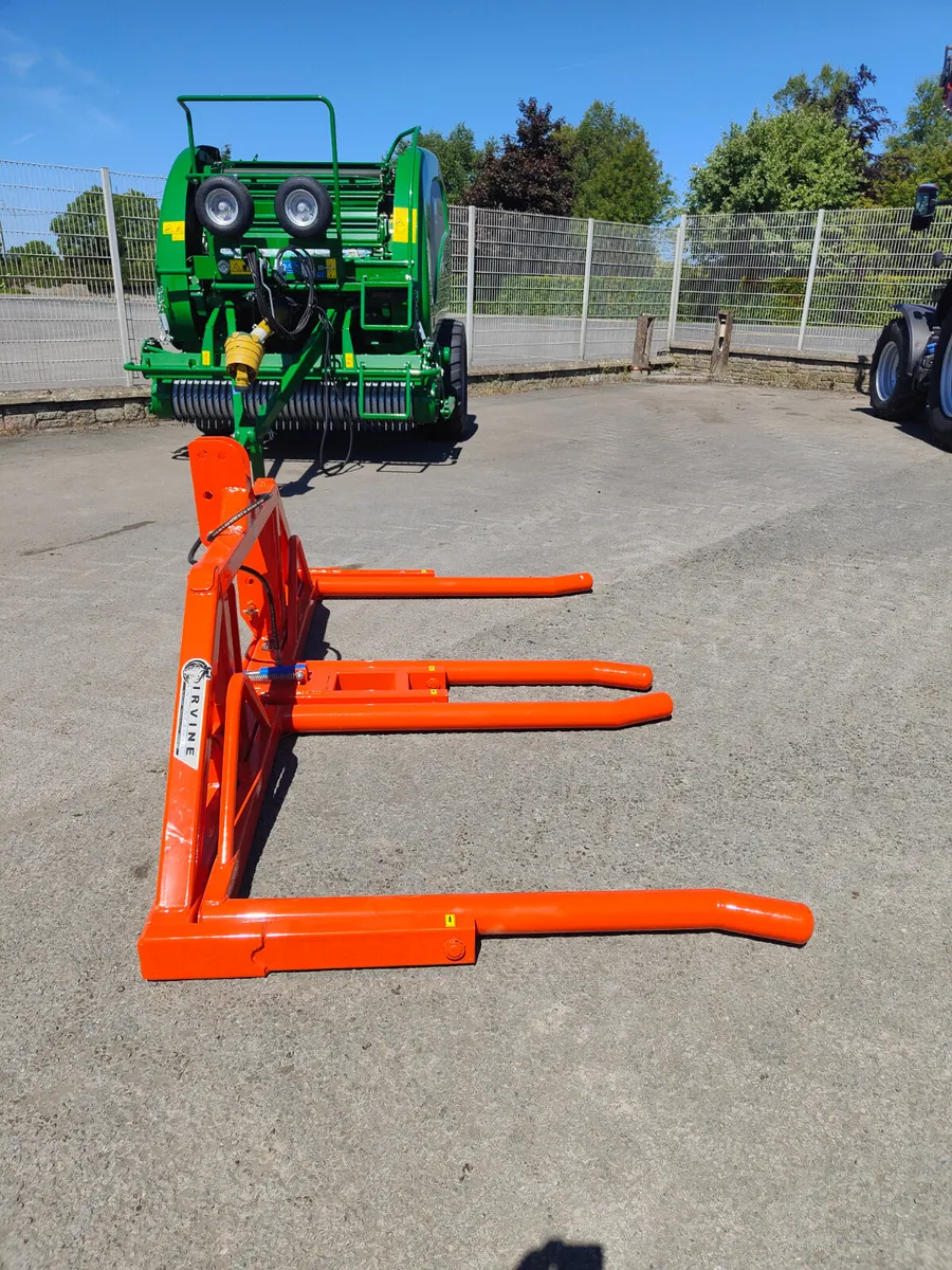 Bale lifter - Image 3