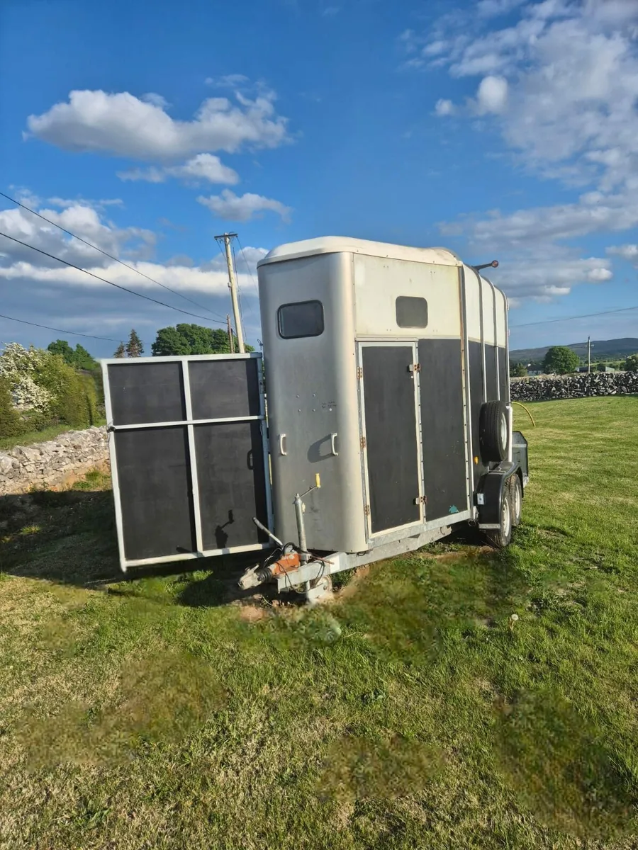 Ifor Williams Coffee Trailer ☕️ 🎂 - Image 2