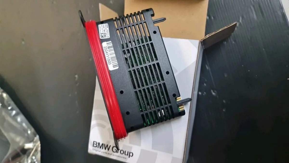 BMW F10 F11 F32 F36 F15 F16 HEADLIGHT MODULE TMS - Image 3