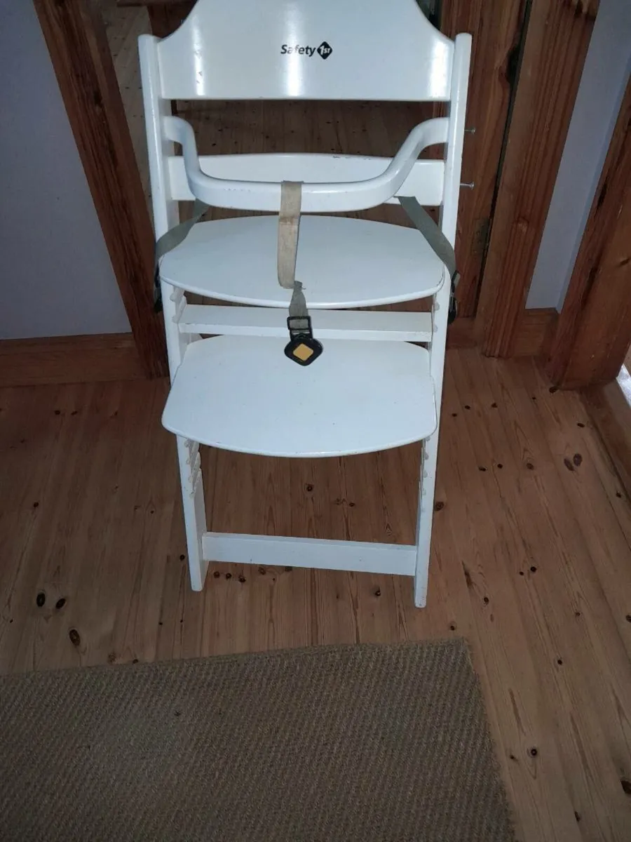 Kids high chair - Image 1