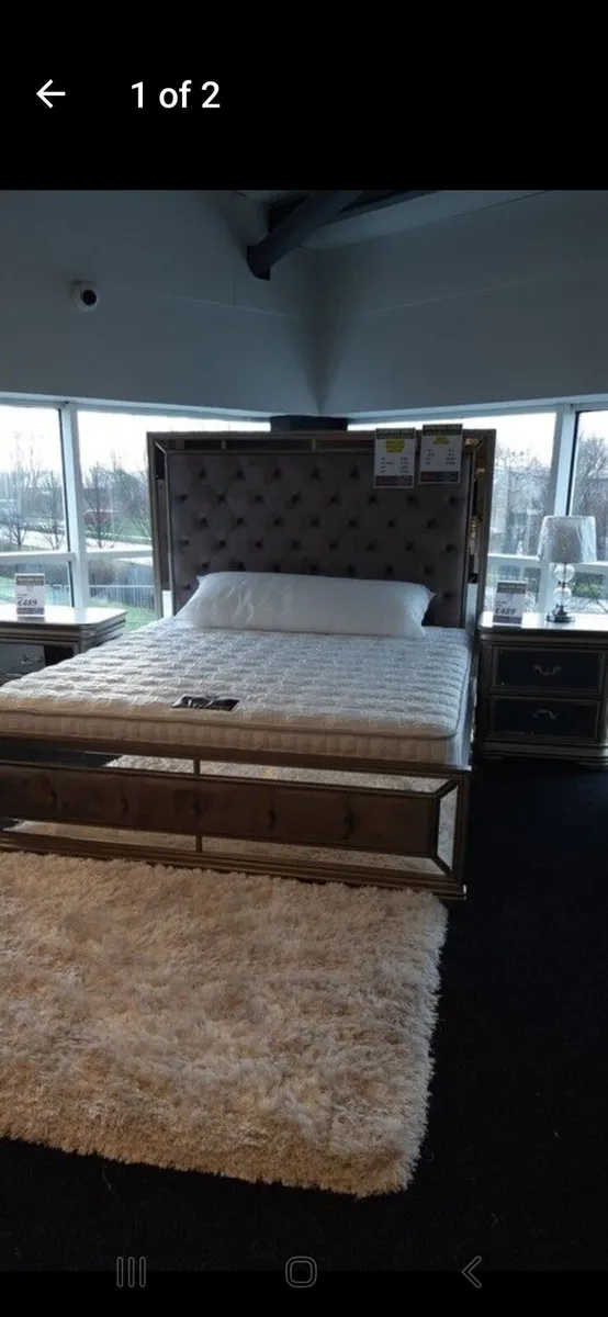 King size bed - Image 2