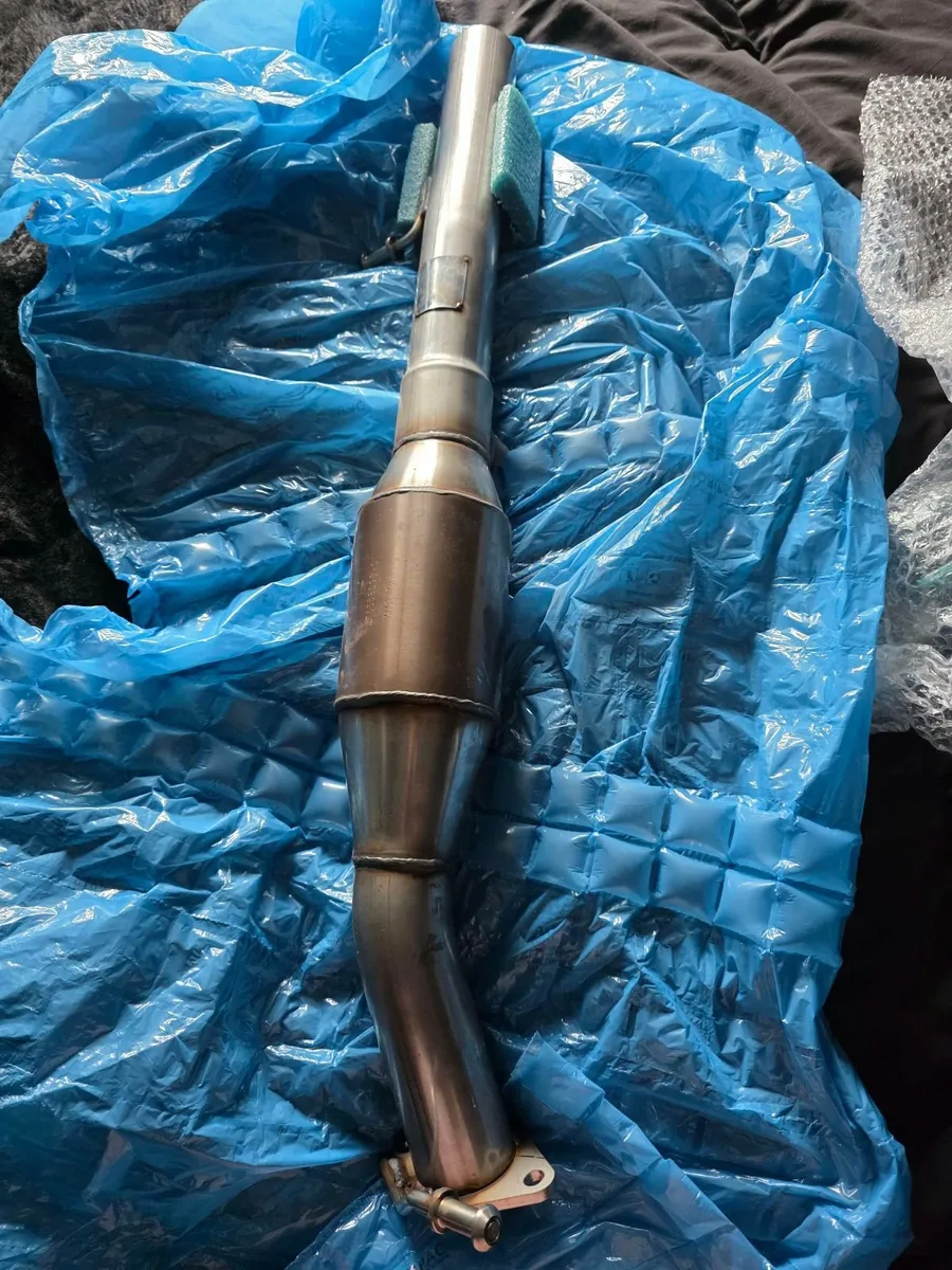 Ford Fiesta ST150 Milltek High Flow Sports Cat - Image 2