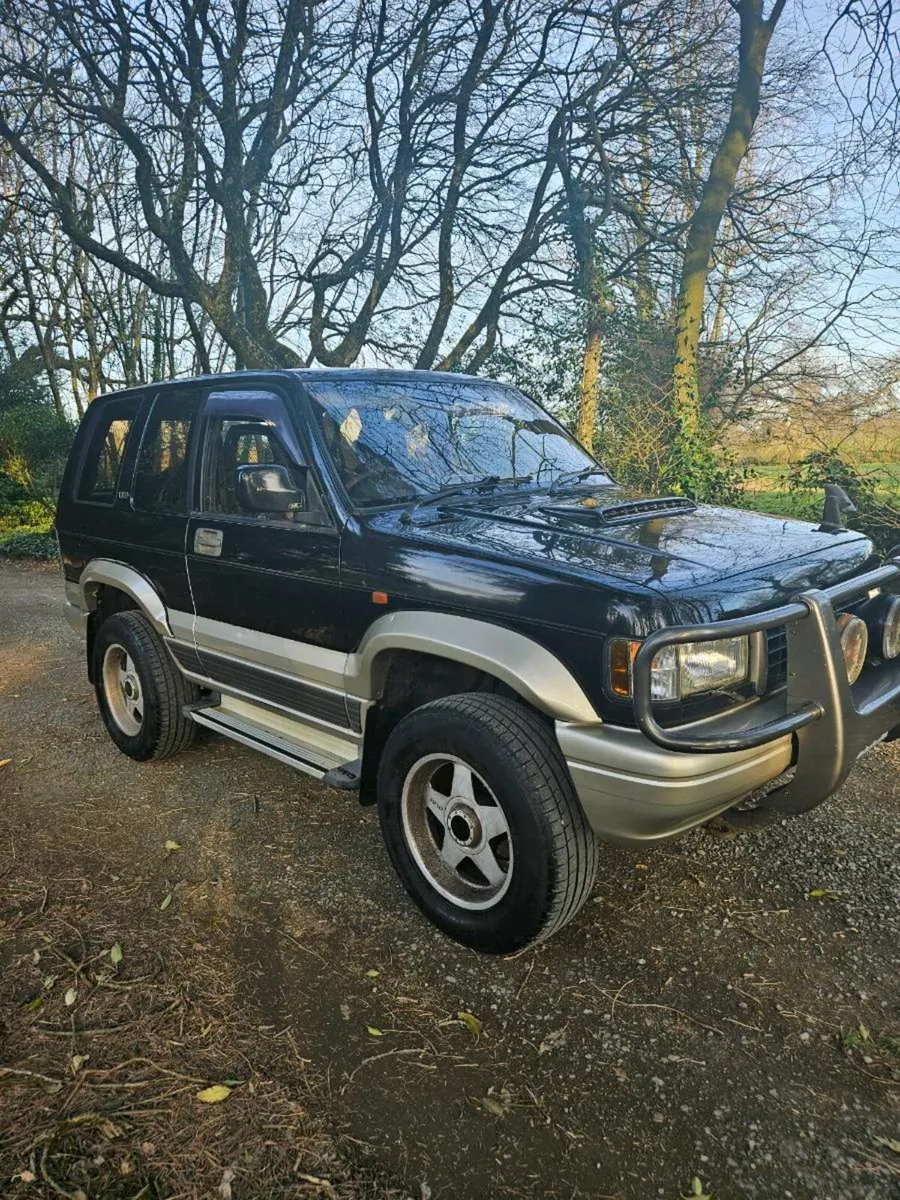 Isuzu  trooper 3.1 - Image 4