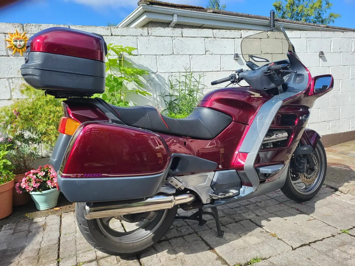 Honda pan european  gt 1100 - Image 1