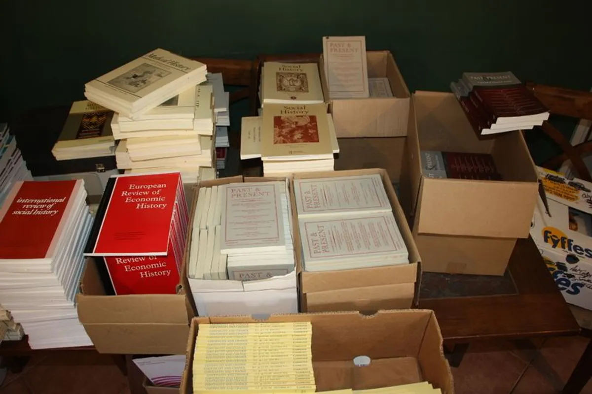 5,000 books for sale - Image 2