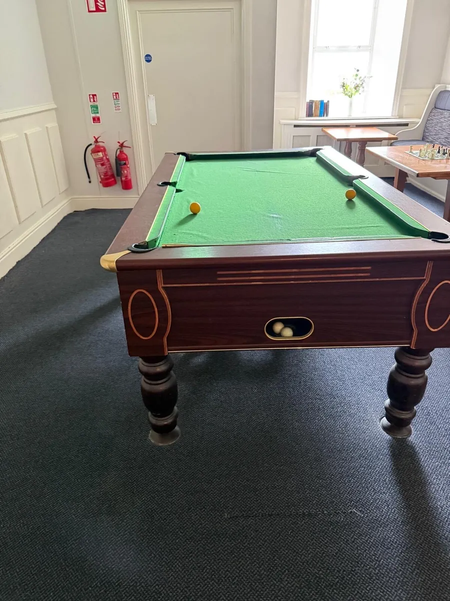 Pool table - Image 3