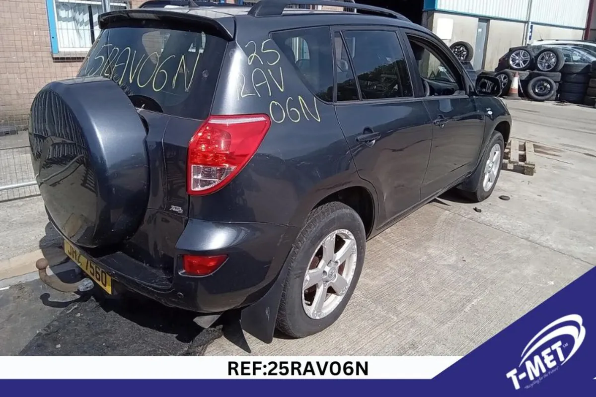 2006 TOYOTA RAV 4 BREAKING FOR PARTS - Image 3