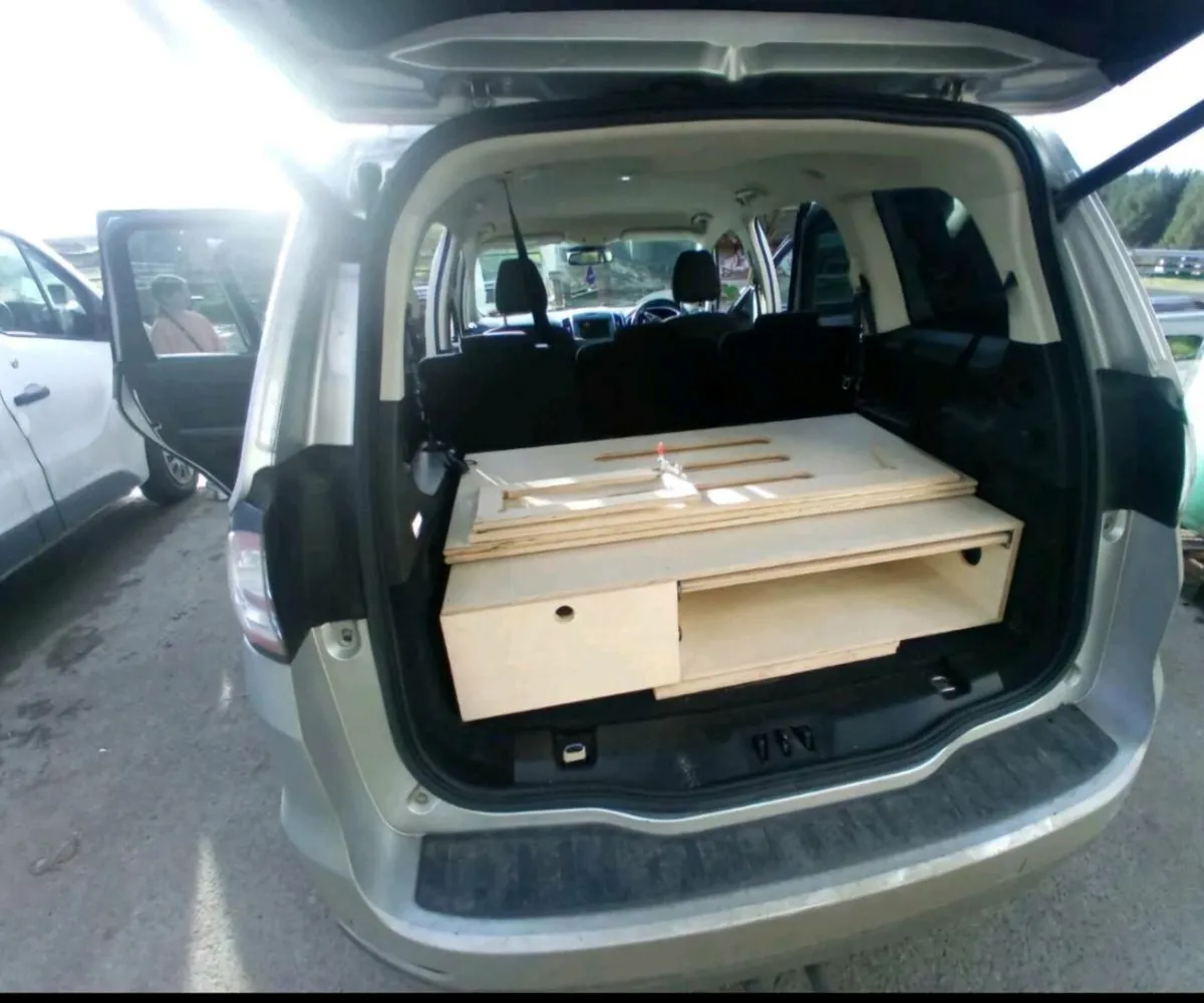 Car camping kit - Image 1