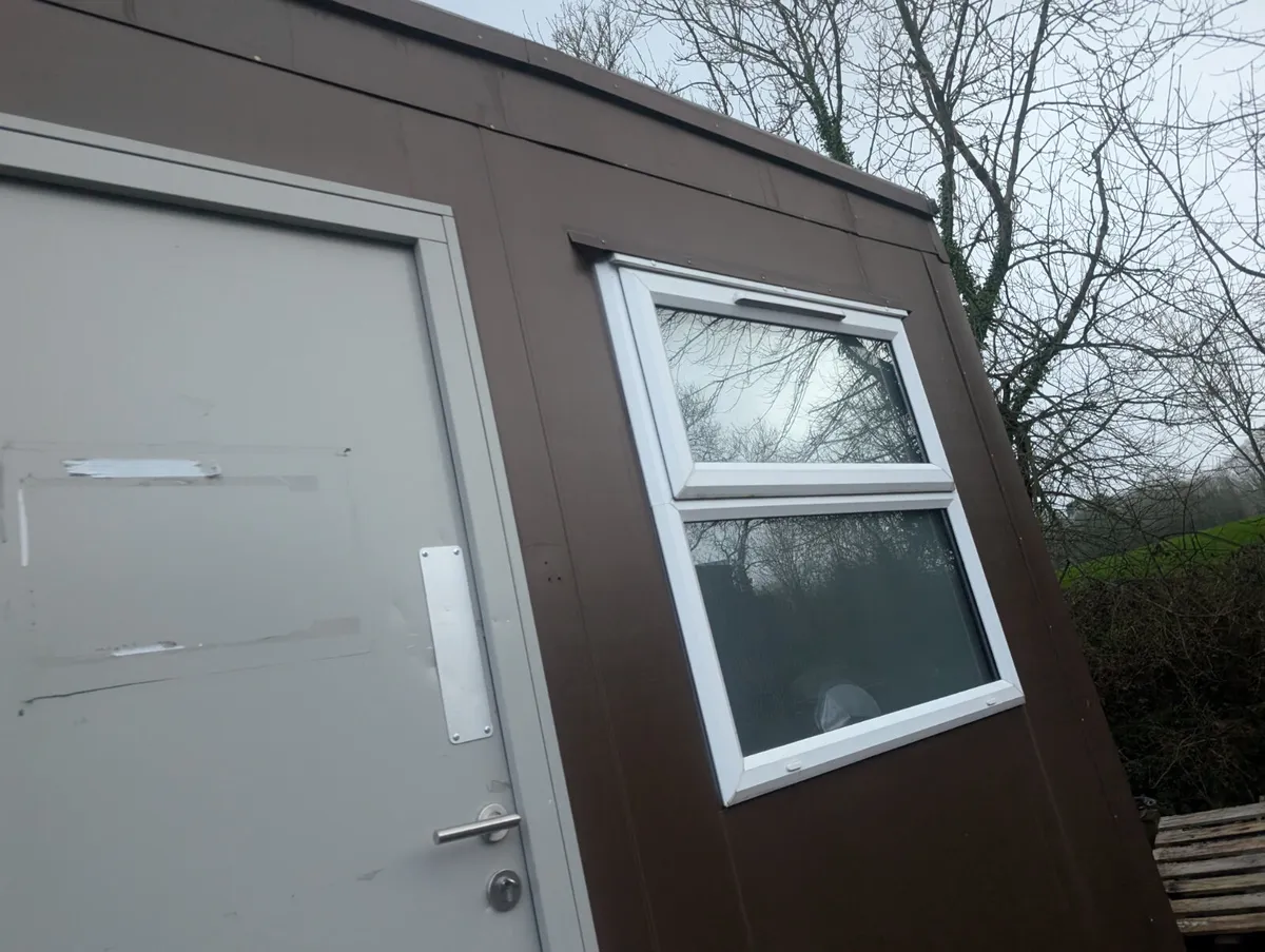Selection Of Portable Cabins  Container 30 ft - Image 4