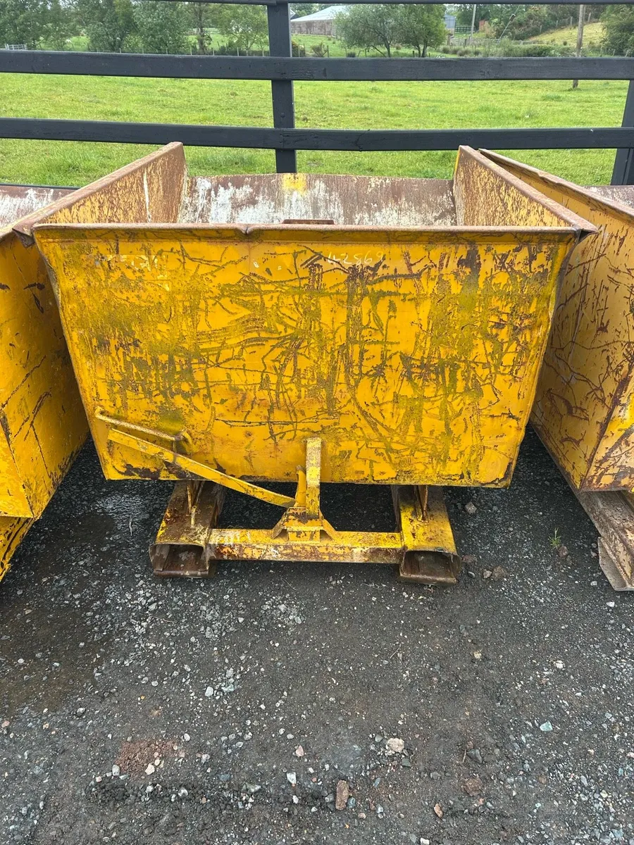Forklift Tipping Skips - Image 4