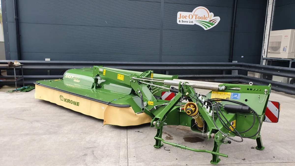New Krone ECR321CV Rear Mounted Mower Conditioner - Image 1