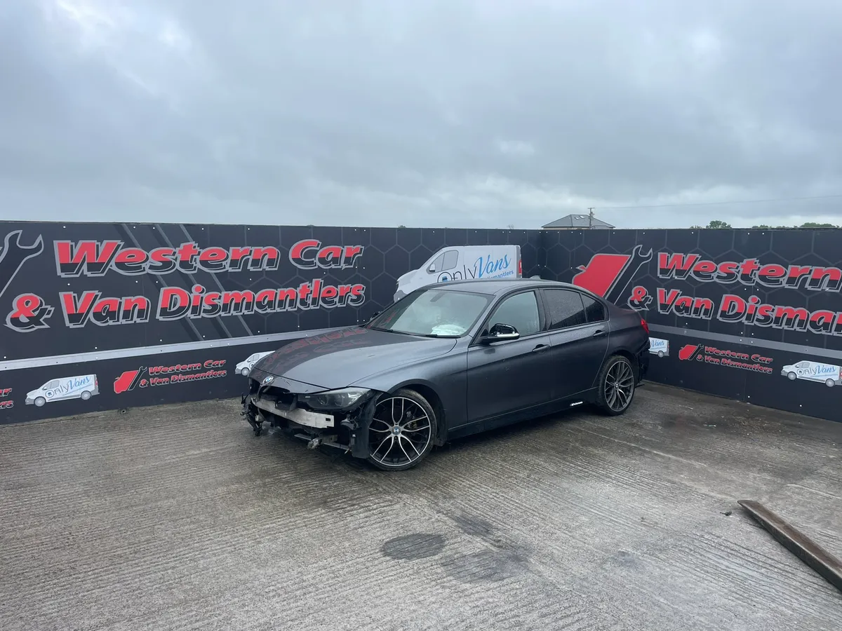 131 bmw 320d auto for dismantling