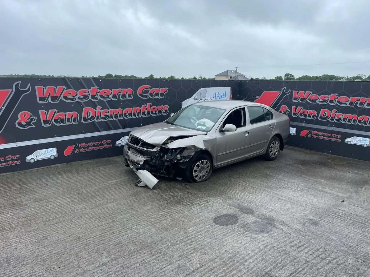 2012 skoda Octavia 1.6 tdi auto for dismantling