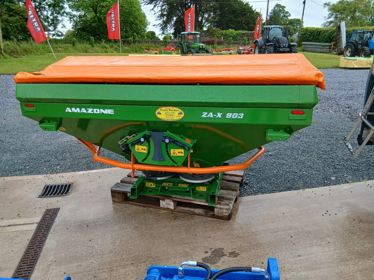 Amazone fertiliser spreaders - Image 2