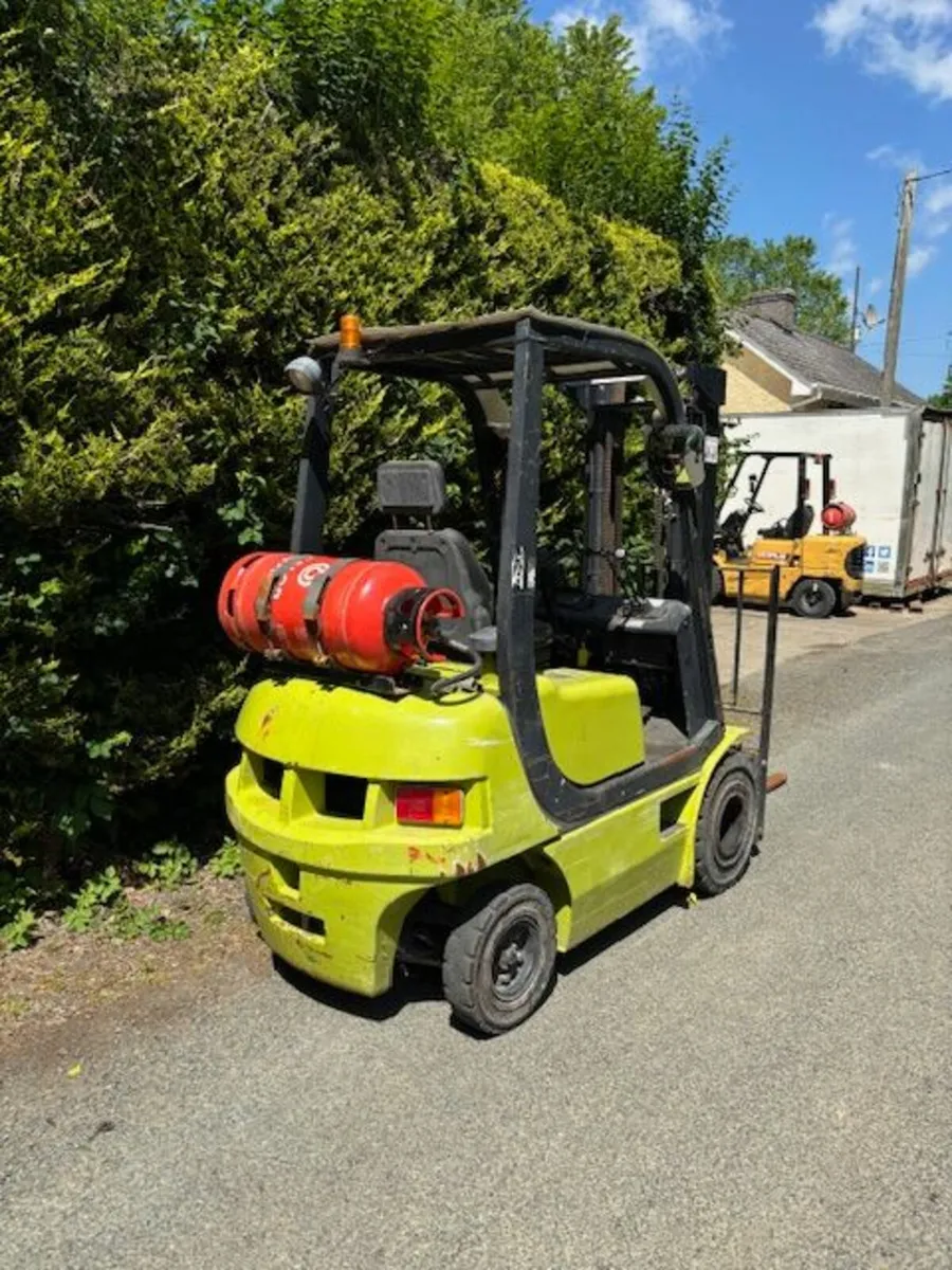 Gas Forklifts - Image 3