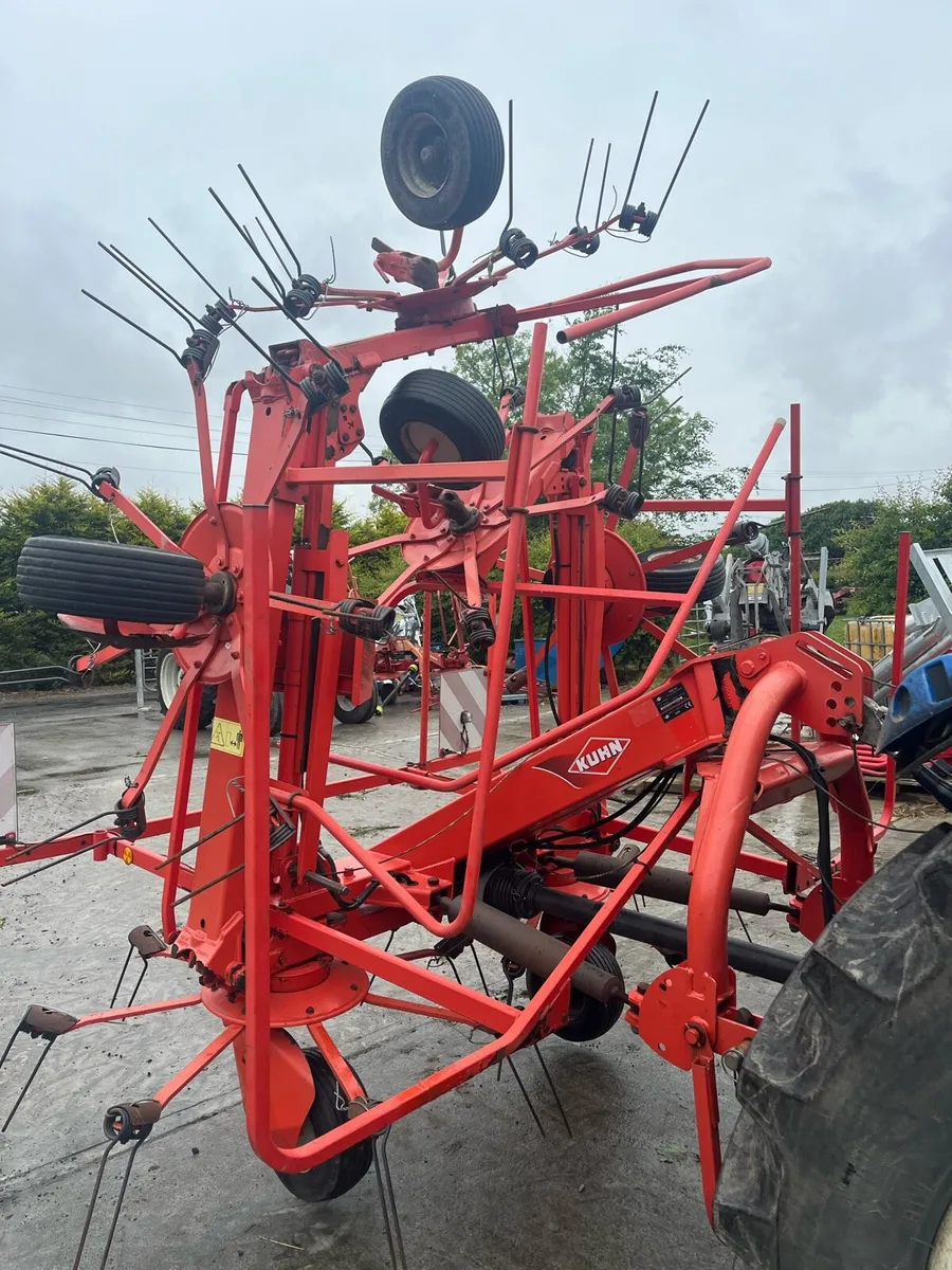 Kuhn 7802 Tedder - Image 4