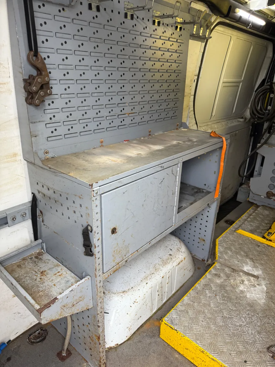 Mercedes Hoist / Height Access Platform 5 Ton - Image 4