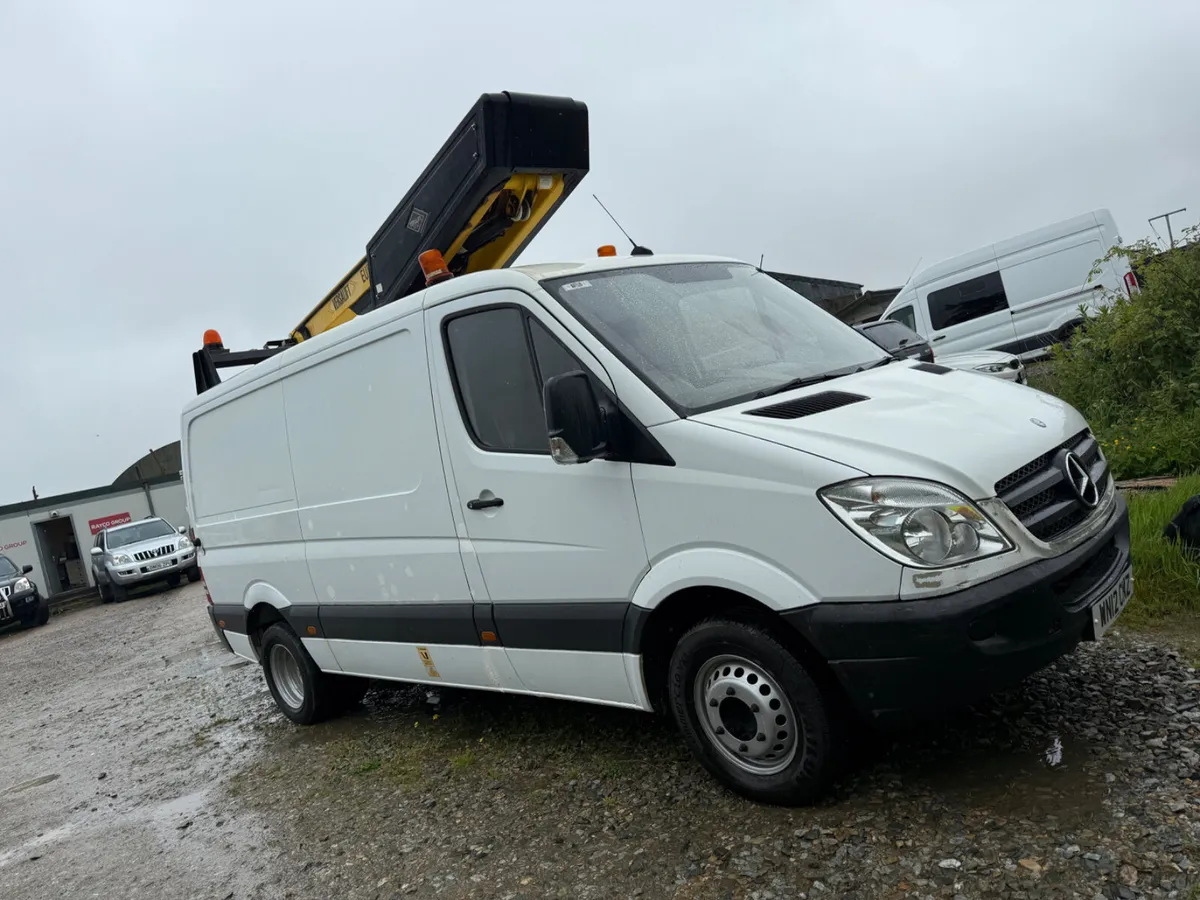 Mercedes Hoist / Height Access Platform 5 Ton - Image 2