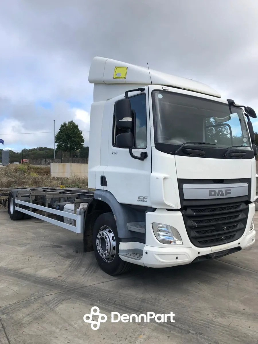 DAF CF For Breaking (2015) - Image 1