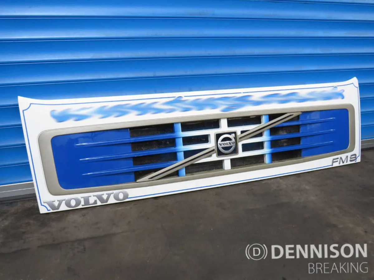 Original Volvo Main Grille Front Panel USED