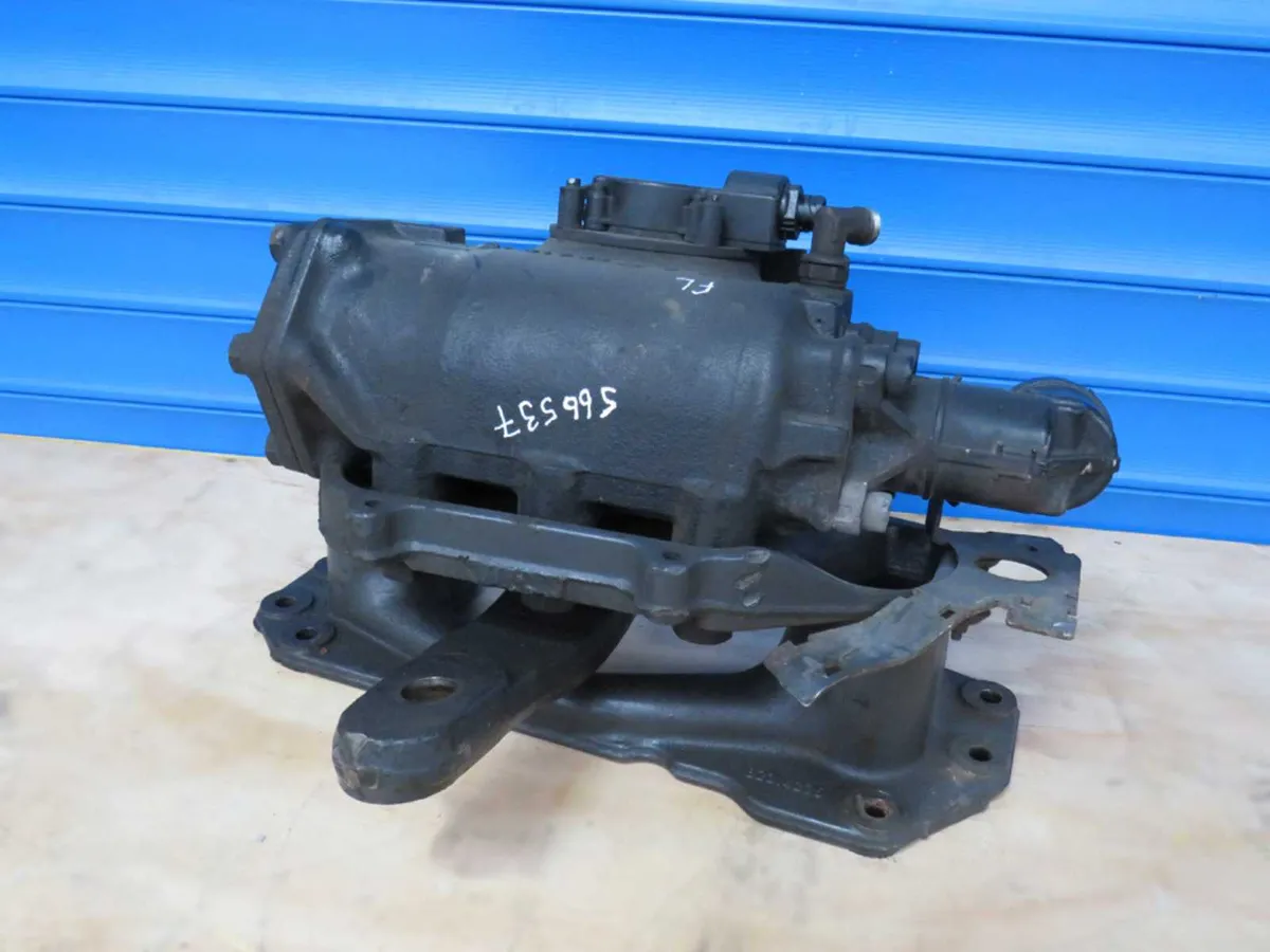 Genuine Volvo Steering Box USED - Image 1