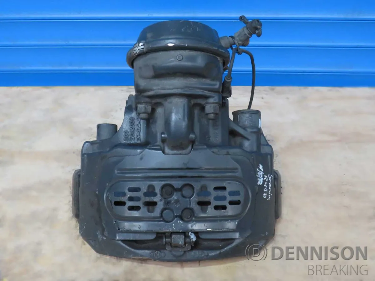 Original Scania R450 Caliper RH or LH USED