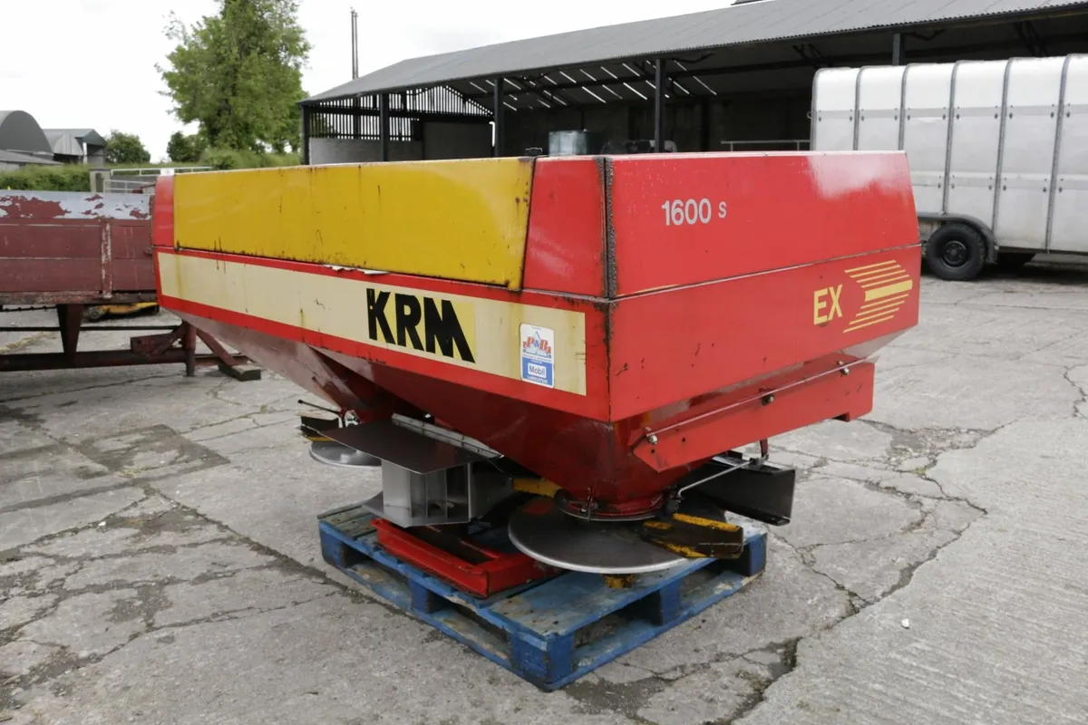 krm fertiliser spresder - Image 2