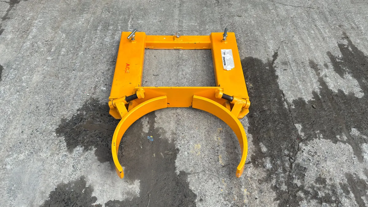 New & Unused Forklift Drum Grab - Image 2