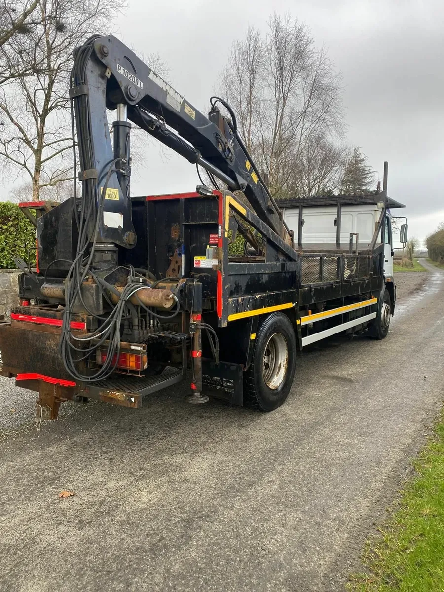 MAN 18.225 4x2 Dropside with Crane - Image 4