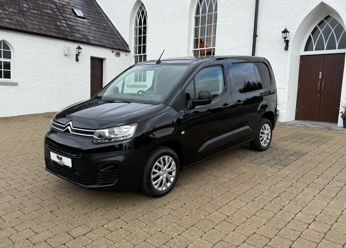 2023 Citroen Berlingo Enterprise 1.5 BlueHDi 100 - Image 3