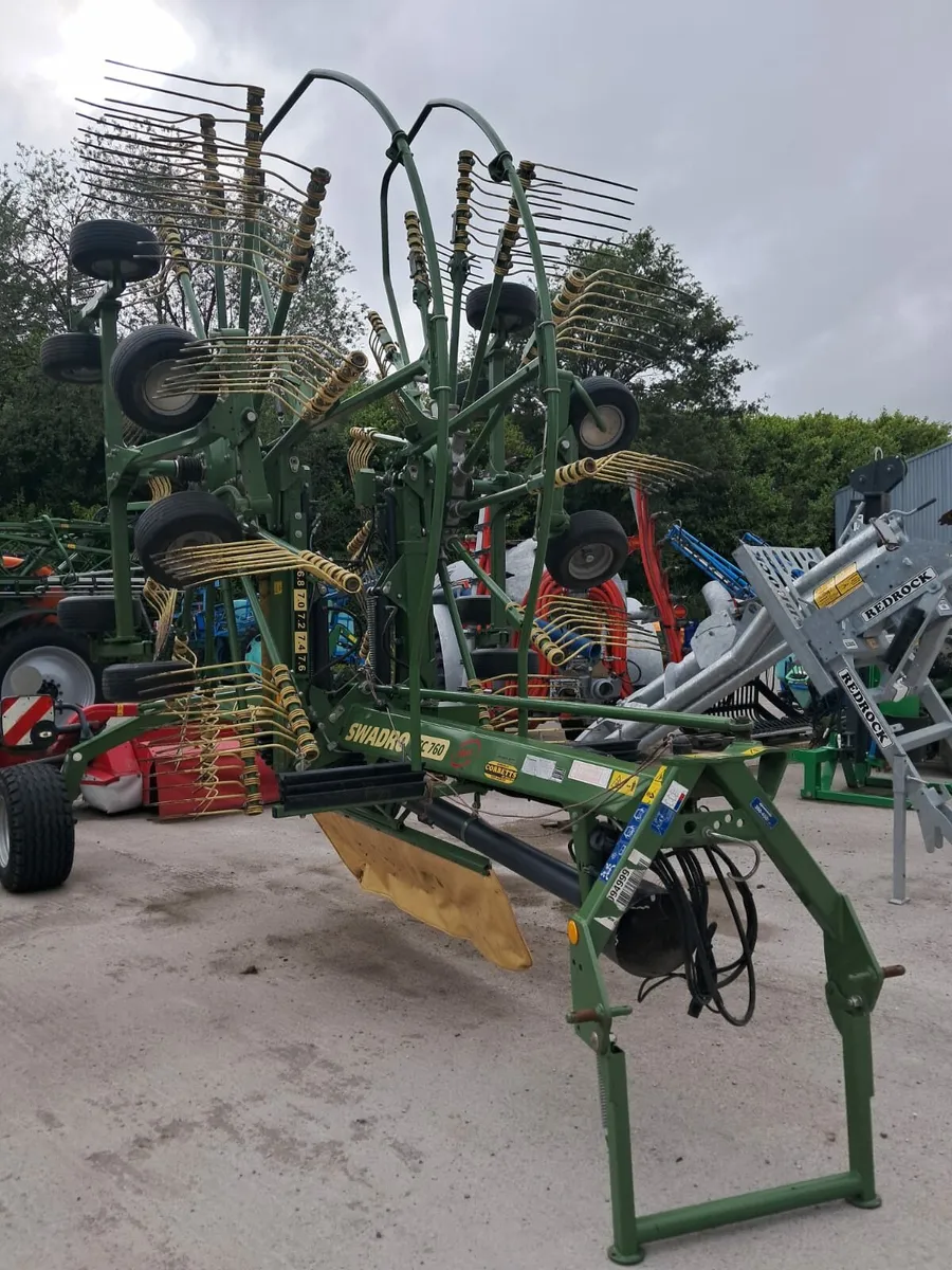 Krone TC760 Plus Twin Rotor Rake - Image 3