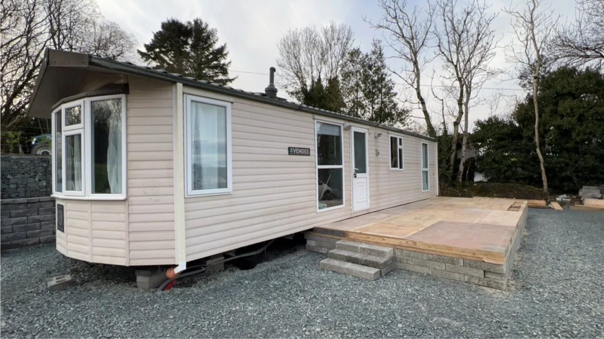 Mobile Home - Image 1