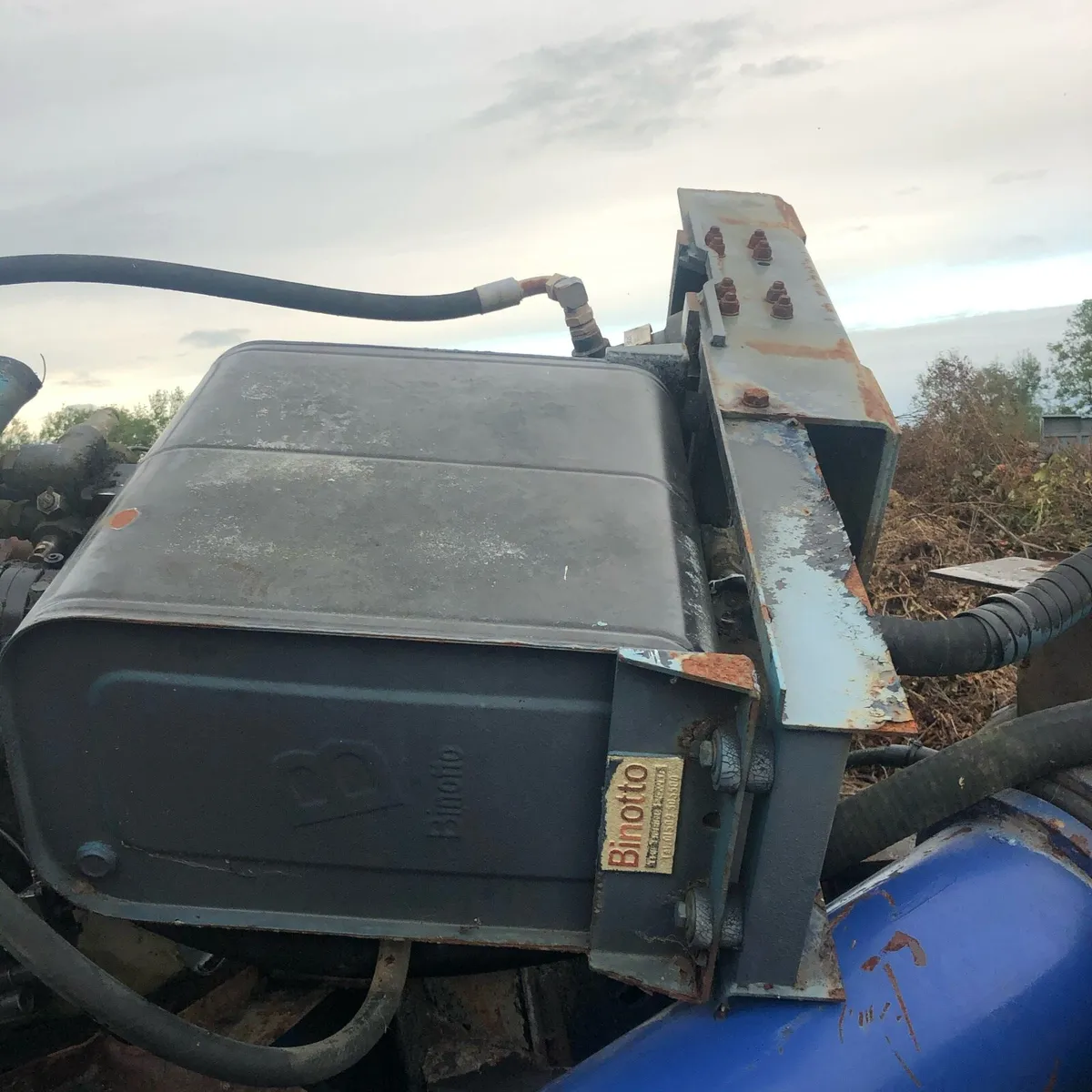 Hydraulic tipper rams, tipper body - Image 3