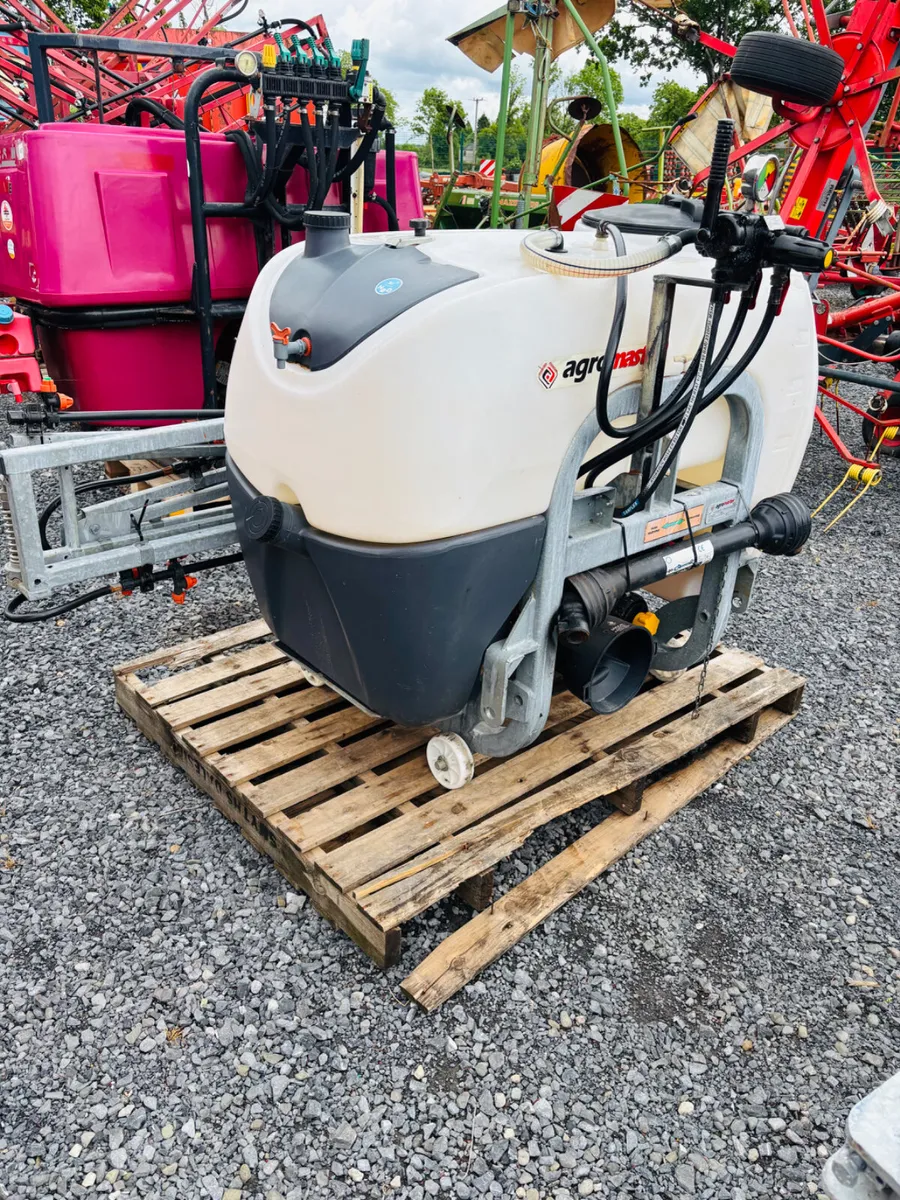 400 litre  Agromaster Sprayer - Image 1