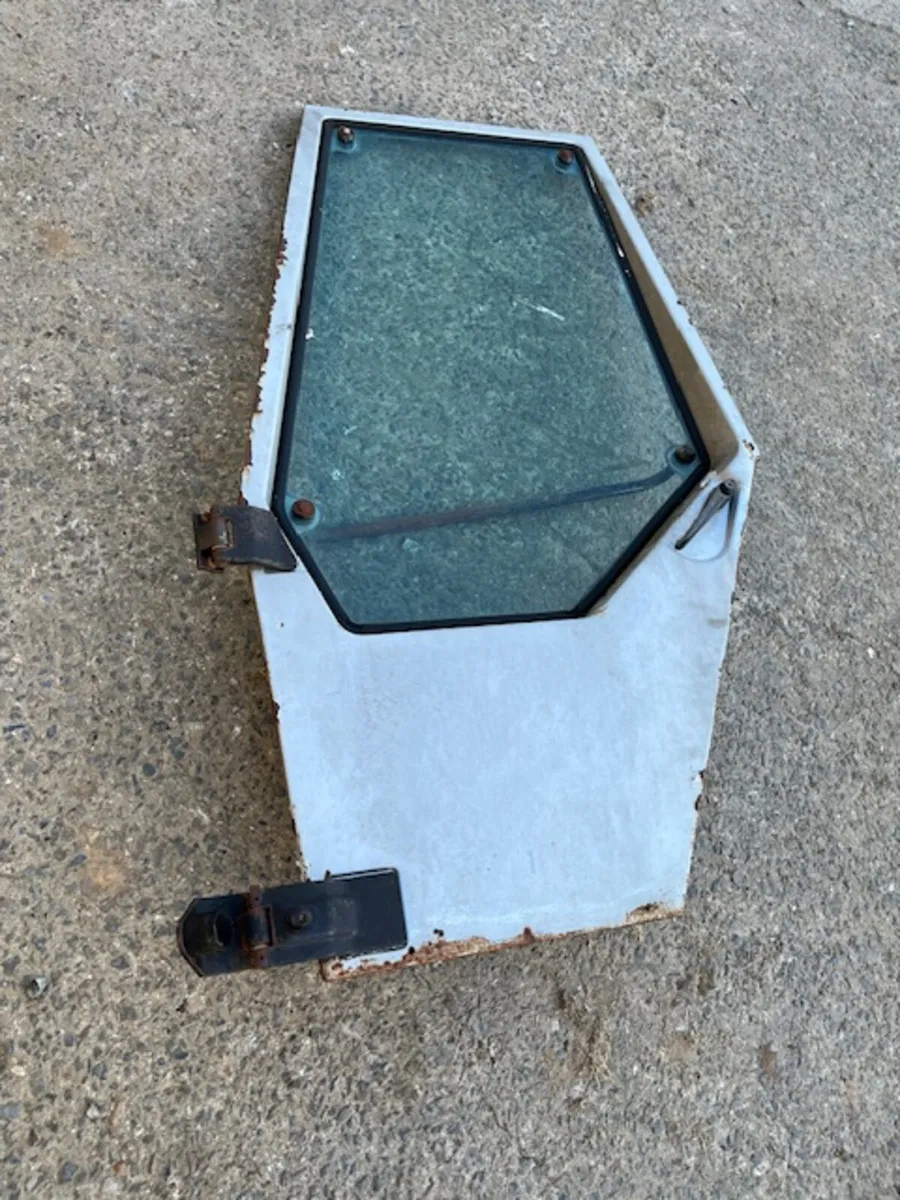 Left Hand Door suit MF 690, 675, 698, 699 - Image 1