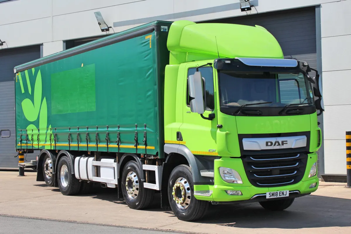 2018 (18) DAF CF 410 8X2 CURTAIN SIDER (EURO 6) - Image 1