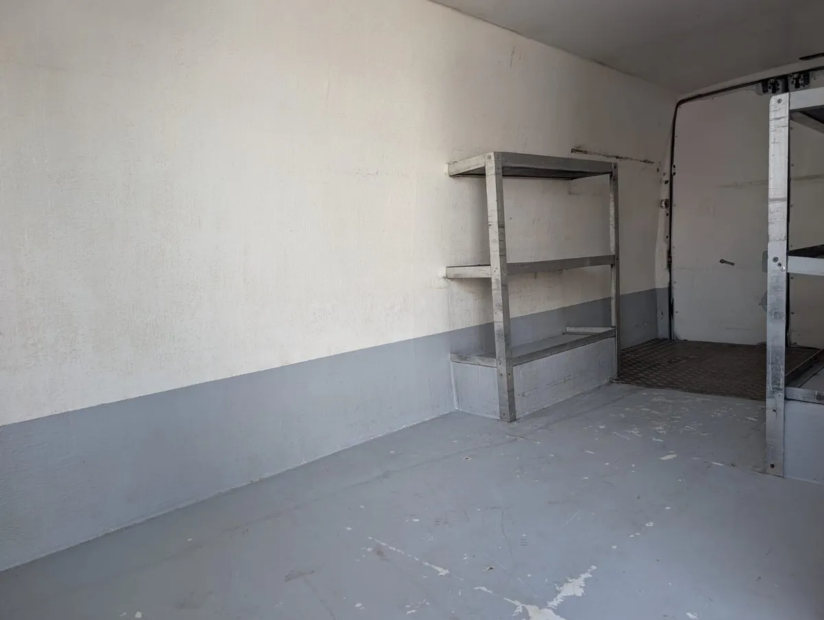 2019 Iveco Daily 70C18V Auto Fridge Van - Image 3