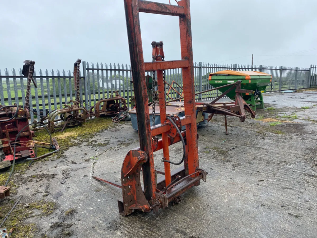 Hi lift  mast - Image 1