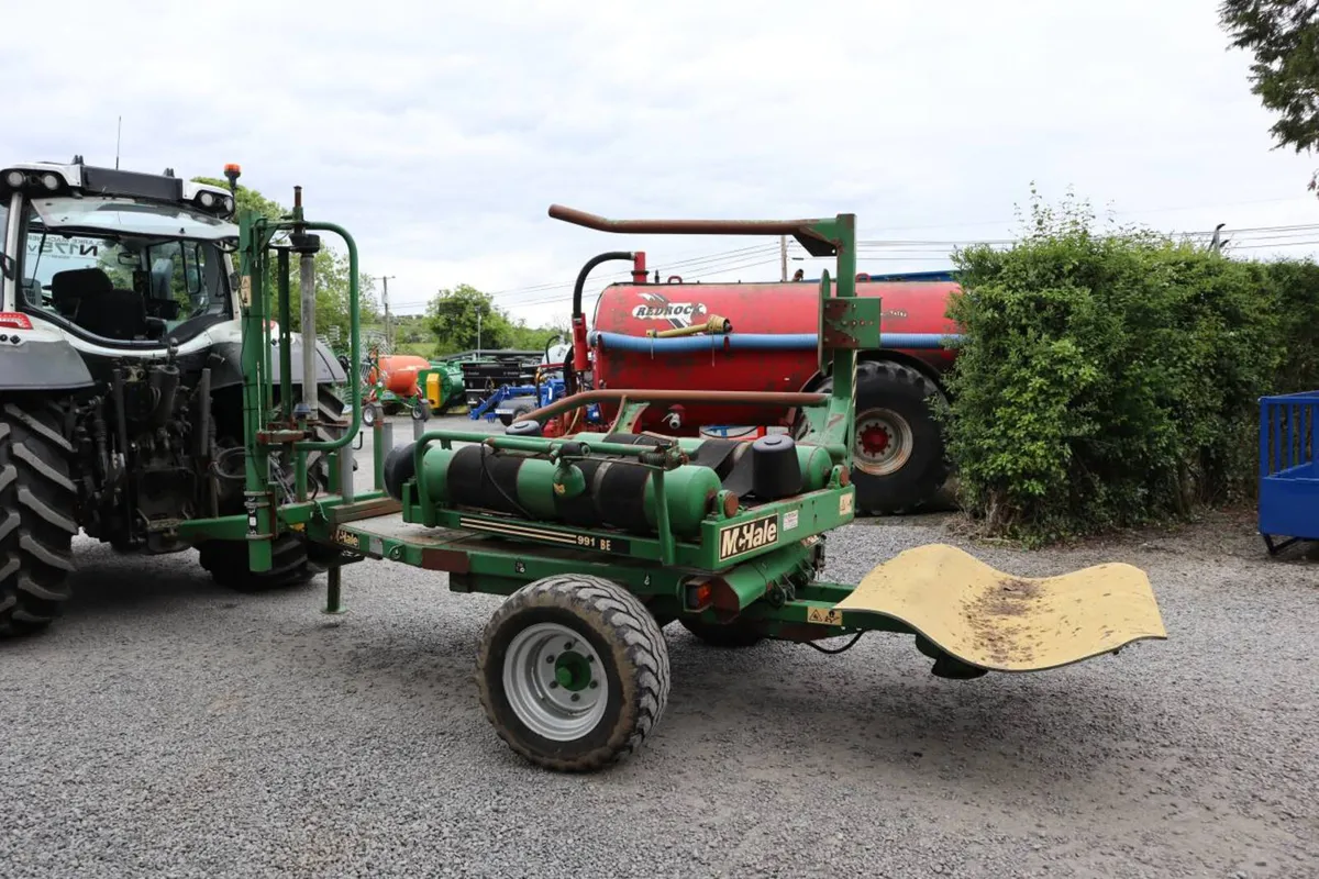 2009 McHale 991 BE - Image 1