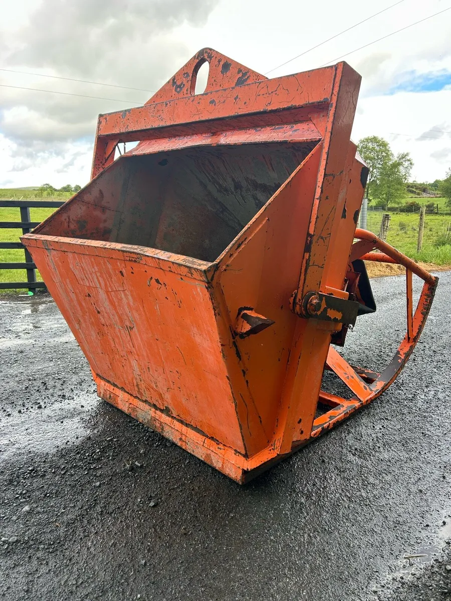Concrete Skip 1500 Litre - Image 4