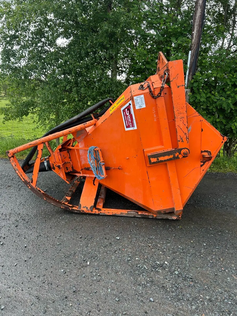 Concrete Skip 1500 Litre - Image 2